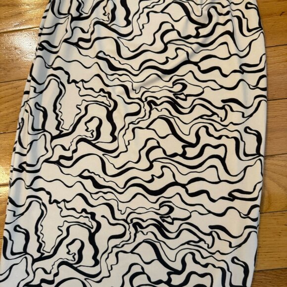 Abercrombie Halter Keyhole Knit Midi Dress - XS petite, never worn - Picture 3 of 5